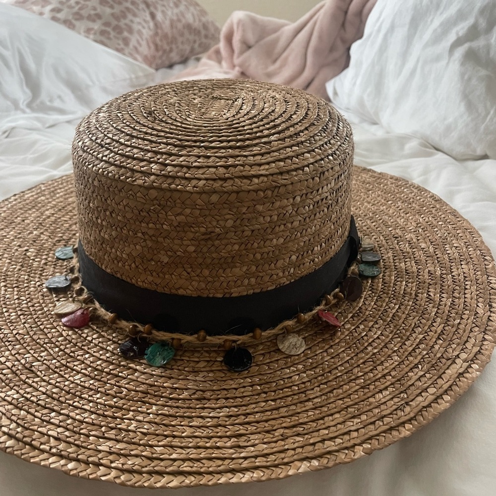 Peter Grimm Boater hat with accessories